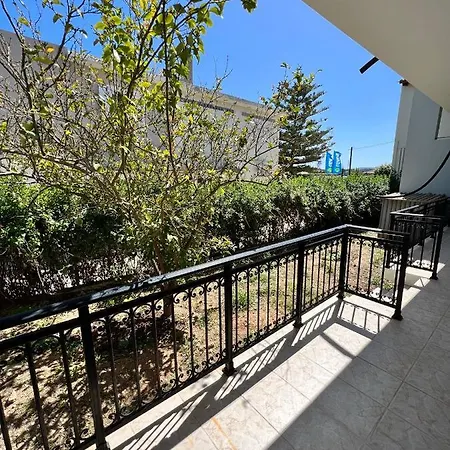 בית נופש Porfyra Portoheli פורטו הלי