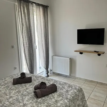 Porfyra Portoheli Πόρτο Χέλι