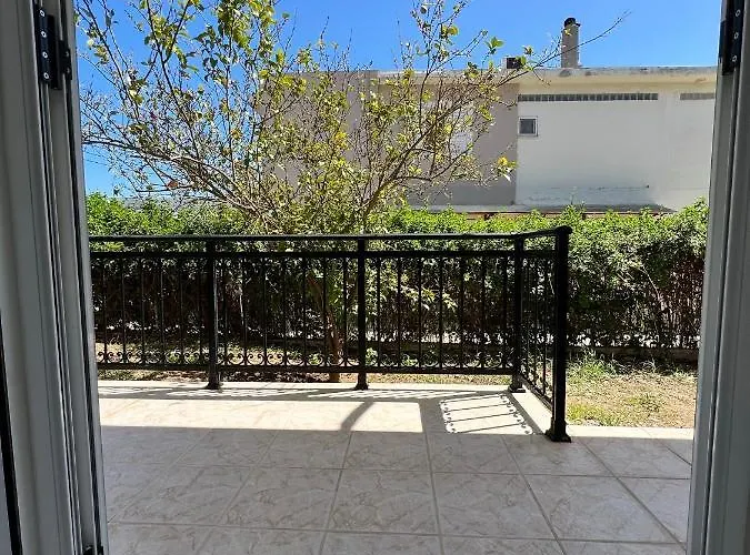 Porfyra Portoheli Casa de Férias *